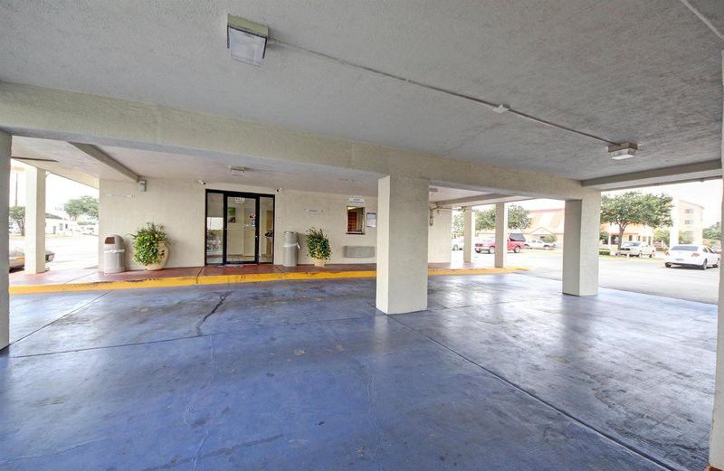 Red Roof Inn San Antonio Northeast - Rittiman Rd Exterior foto