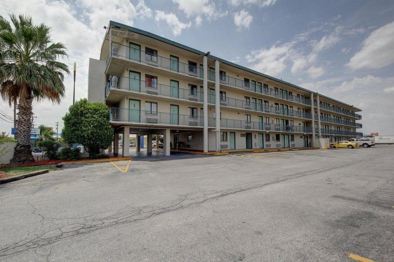 Red Roof Inn San Antonio Northeast - Rittiman Rd Exterior foto